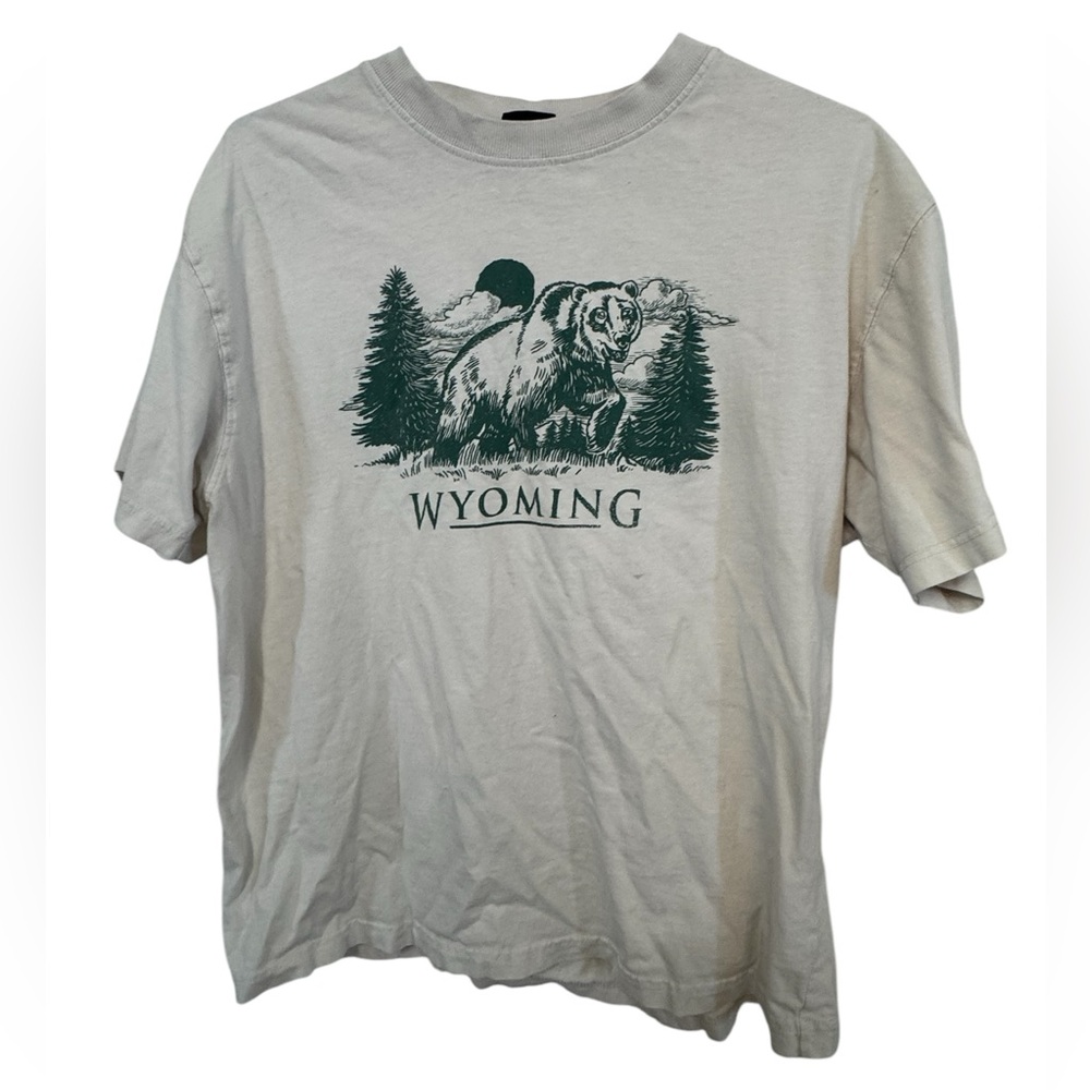 Cotton On Gray Graphic Tee - Wyoming Bear Design